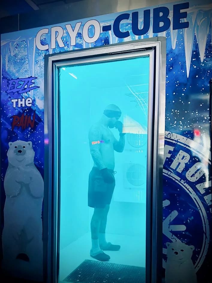 Whole body cryo chamber at Cryo-eeze Spring Hill